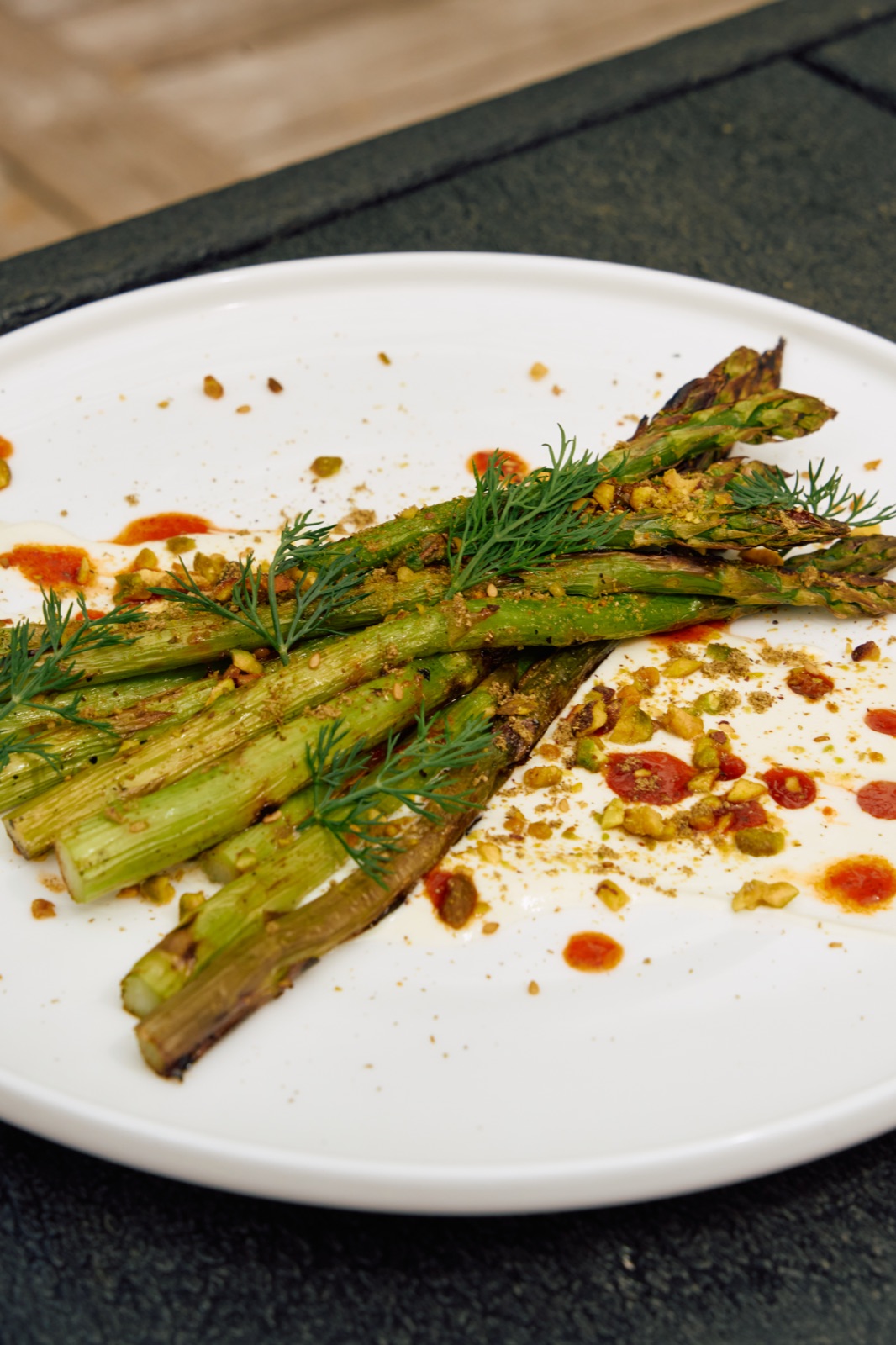 Charred asparagus with dill